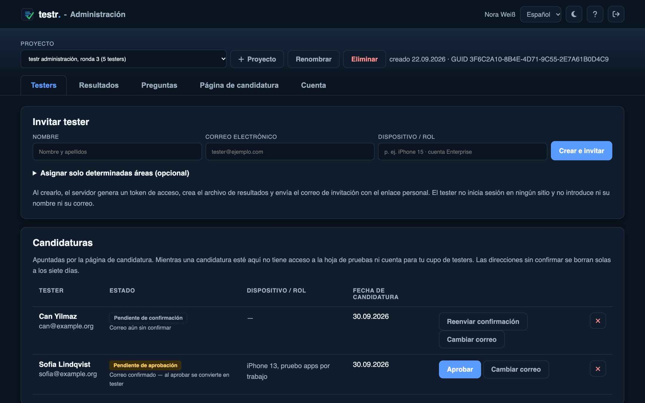 Pestaña Testers con formulario de invitación, solicitudes y lista